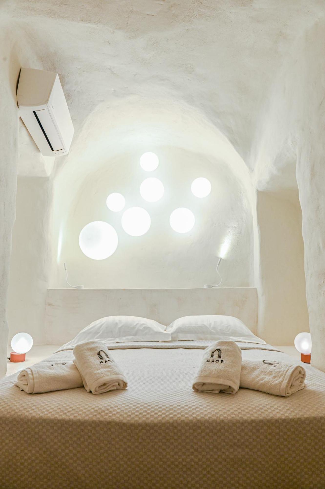 Naos Suites Vóthon Dış mekan fotoğraf